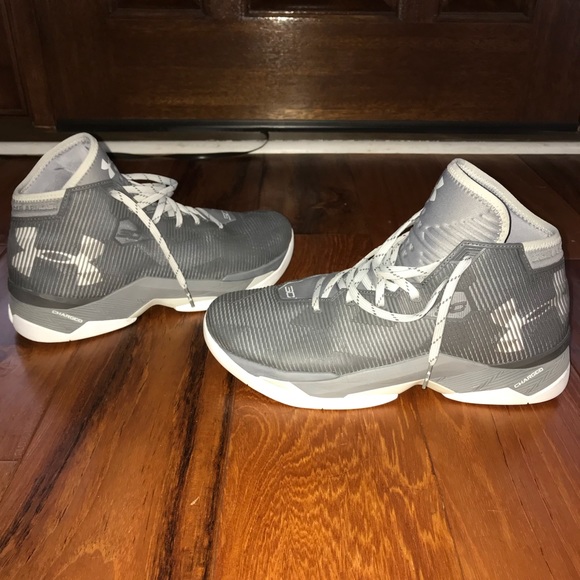 Under Armour Other - Curry 2.5 Basketball Shoes
